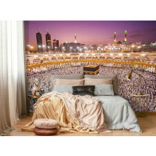 Een fotobehang van moslimpelgrims rond de Kaäba in vliesbehangstijl voor een slaapkamer.