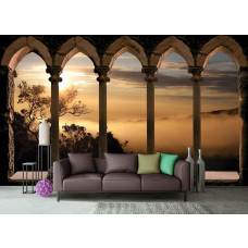 Fotobehang met 3D-perspectief van Romeinse pilaren en landschap in een moderne woonkamer.