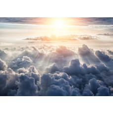 Fotobehang met wolken, zon en lucht, perfect voor een frisse en luchtige sfeer.