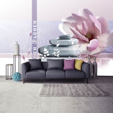 Een fotobehang met roze bloemen en stenen in een serene setting.