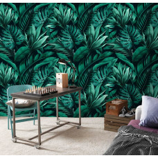Een fotobehang met botanische junglebladeren in een tropisch thema, perfect voor een woonkamer.