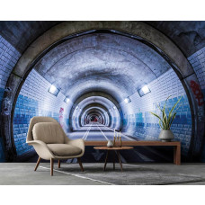 Een fotobehang van een tunnel met 3D-effect op een straat voor de huiskamer.