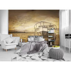 Een fotobehang met een boot op een meer in vintage stijl, ideaal voor een woonkamer.