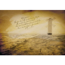 Vintage vuurtoren op een strand, fotobehang met een nostalgische en rustgevende uitstraling.