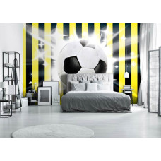 Fotobehang met een voetbal op een zwart-gele achtergrond, geschikt voor de slaapkamer.
