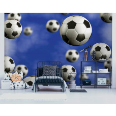 Fotobehang met sportief thema van voetballen in de lucht, geschikt voor de kinderkamer.