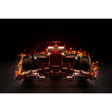 Fotobehang van een vurige Formule 1 auto, met vurige details voor een intense uitstraling.