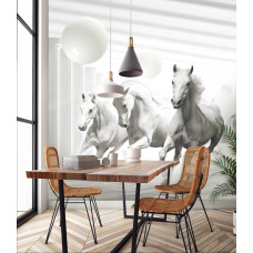 Een fotobehang met galopperende witte paarden in een abstracte kunststijl, in een woonkamer.