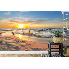 Een fotobehang met een warme zonsondergang boven de zee, ideaal voor een keuken.