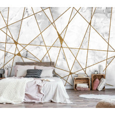 Een vliesbehang met gouden marmeraccenten, perfect voor een slaapkamer.