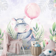 Een kinderbehang met een vrolijk nijlpaard en bloemen voor een babykamer en meisjeskamer.