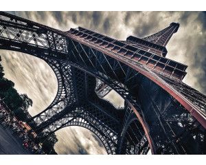 Eiffeltoren fotobehang, iconisch monument in Parijs, geschikt voor moderne interieurs.