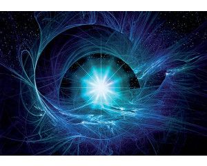 Blauwe supernova met sterren en planeten in het universum, vastgelegd op dit fotobehang met een diepblauwe kosmos.