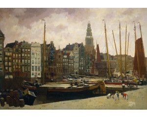 Fotobehang met een historisch stadsbeeld van het Damrak in Amsterdam, met iconische huizen, de Oudekerkstoren en een sfeervolle weergave van de binnenhaven.