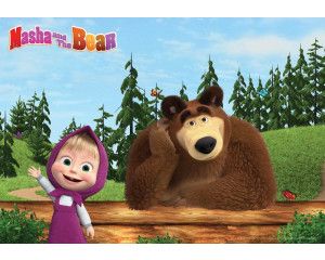 Fotobehang van Masha en de Beer in levendige kleuren, met de hoofdpersonages in een speelse omgeving.