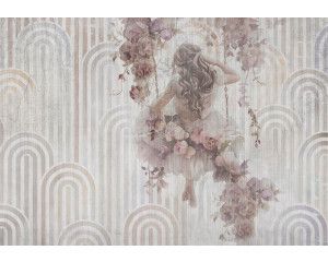 Fotobehang meisje op schommel met rozen en vintage boogpatroon in zachte tinten.