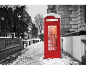 Rood-zwarte telefooncel in Londen, fotobehang met een klassieke en stedelijke uitstraling.