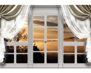 Fotobehang met een mistig bos, zonsondergang en 3D-effect door een raam.