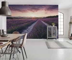 Lavendel behang in de woonkamer